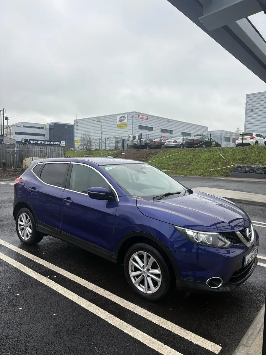 2014 Nissan Qashqai 1.5 DCi – Driving Perfect - Image 3