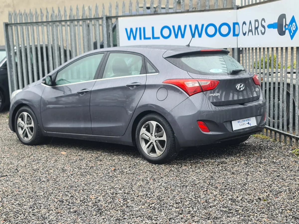 Hyundai i30 1.6 crdi 5dr deluxe 2016 new NCT - Image 4