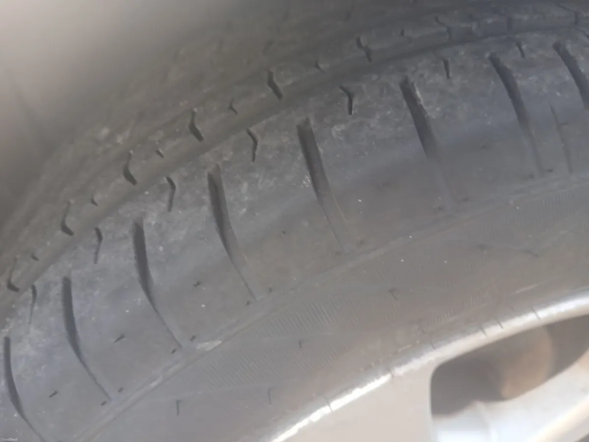 Toyota Corolla 2013 - Image 3