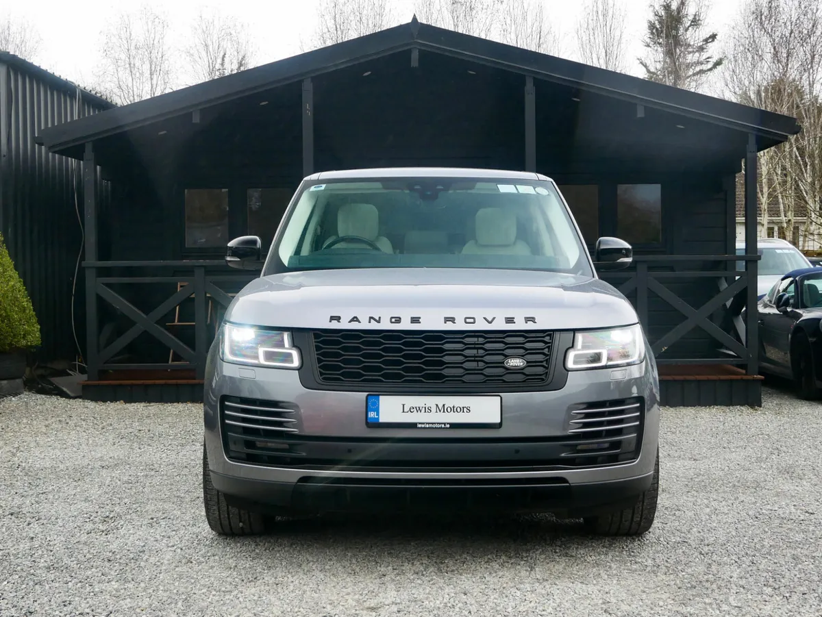 2021 Range Rover Vogue Westminister Black P400e - Image 2