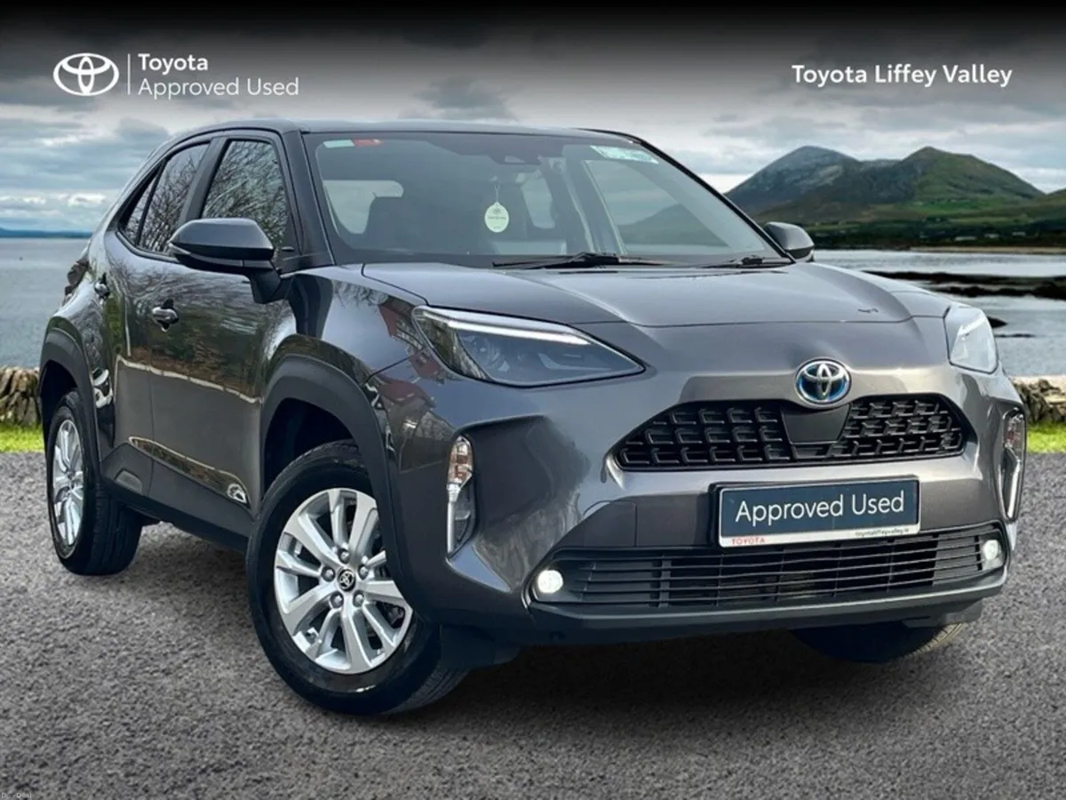 Toyota Yaris Cross YARIS CROSS LUNA - Image 1