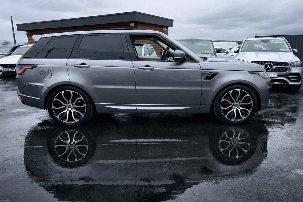 2022 RANGE ROVER SPORT P400HSE HYBRID - Image 2