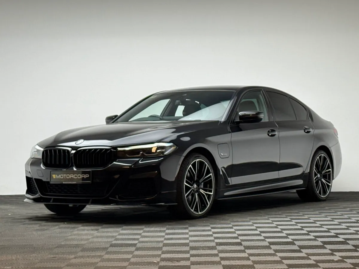 BMW 5-Series 530E M SPORT - Image 3