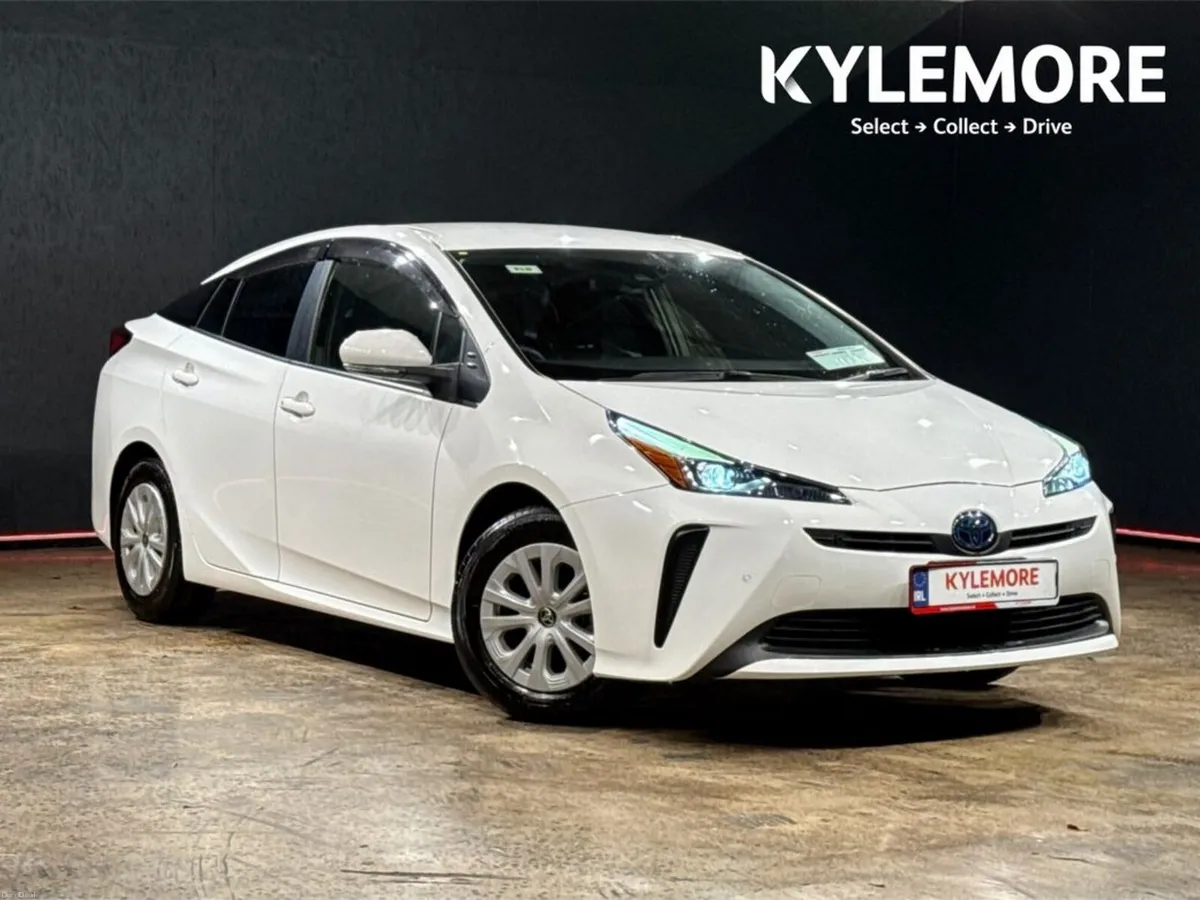 Toyota Prius HYBRID 1.8L AUTOMATIC - TOYOTA SAFETY - Image 1