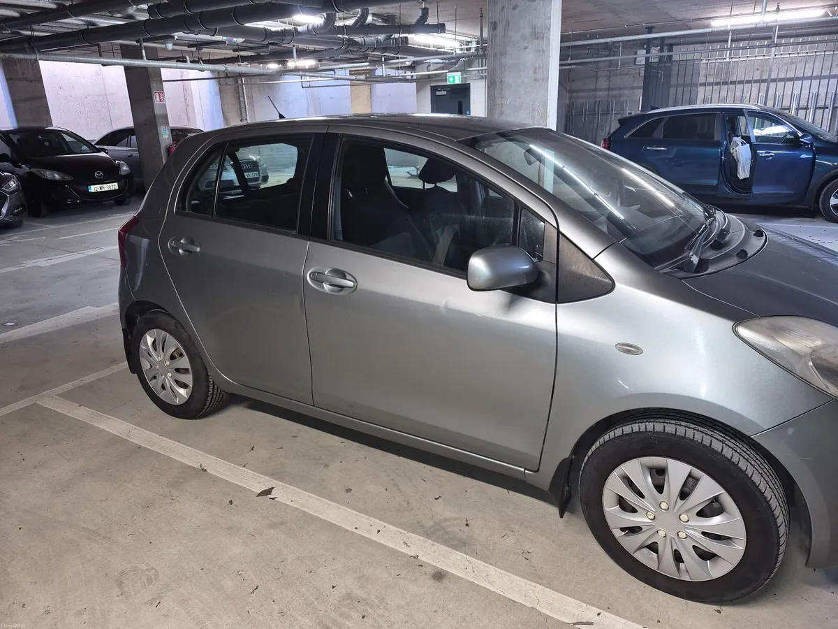Toyota Yaris 2008 - Image 4