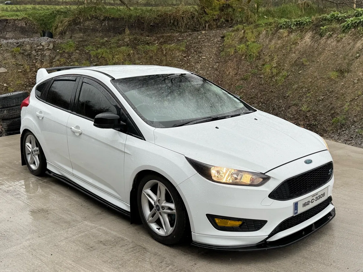 2016 Ford Focus Zetec S - Image 1