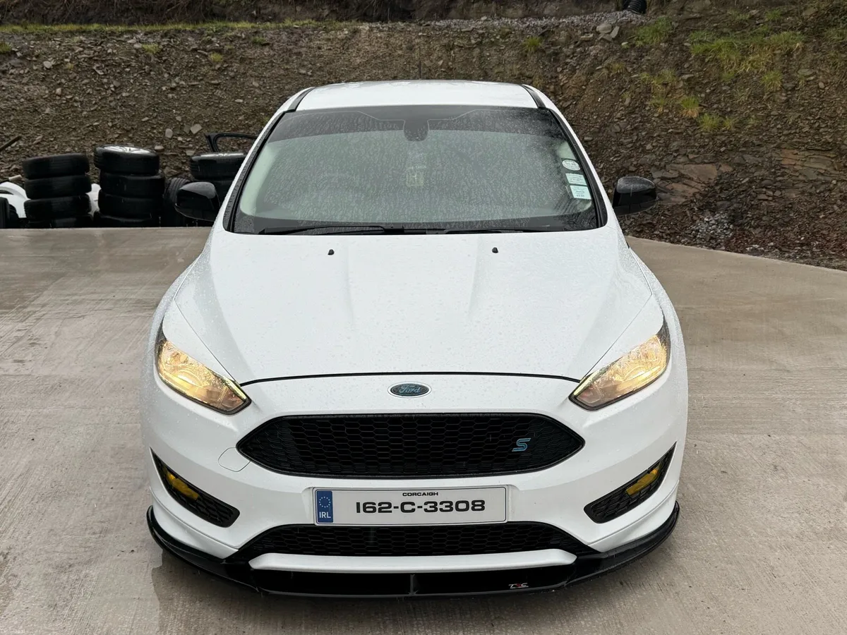 2016 Ford Focus Zetec S - Image 3