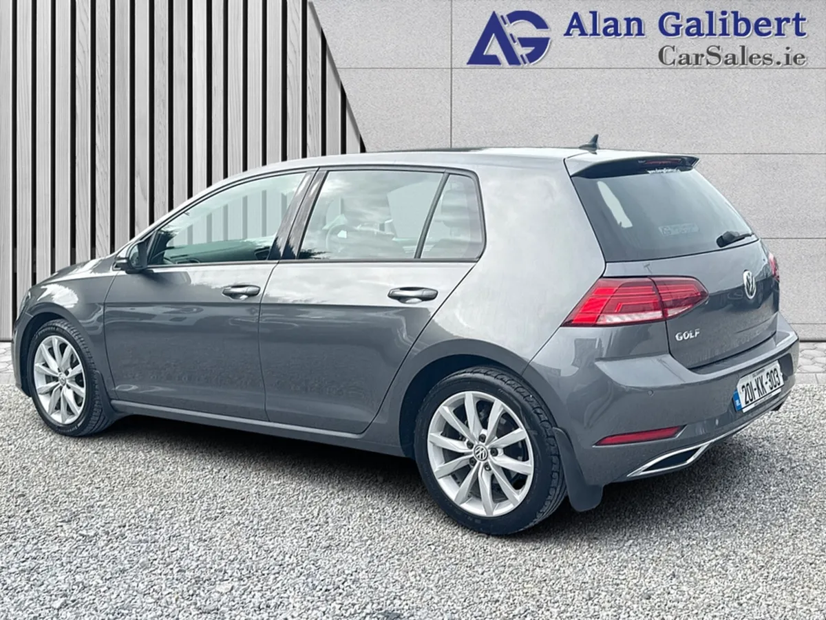 Volkswagen Golf HIGHLINE 1.6 TDI VIRTUAL COCKPIT - Image 2