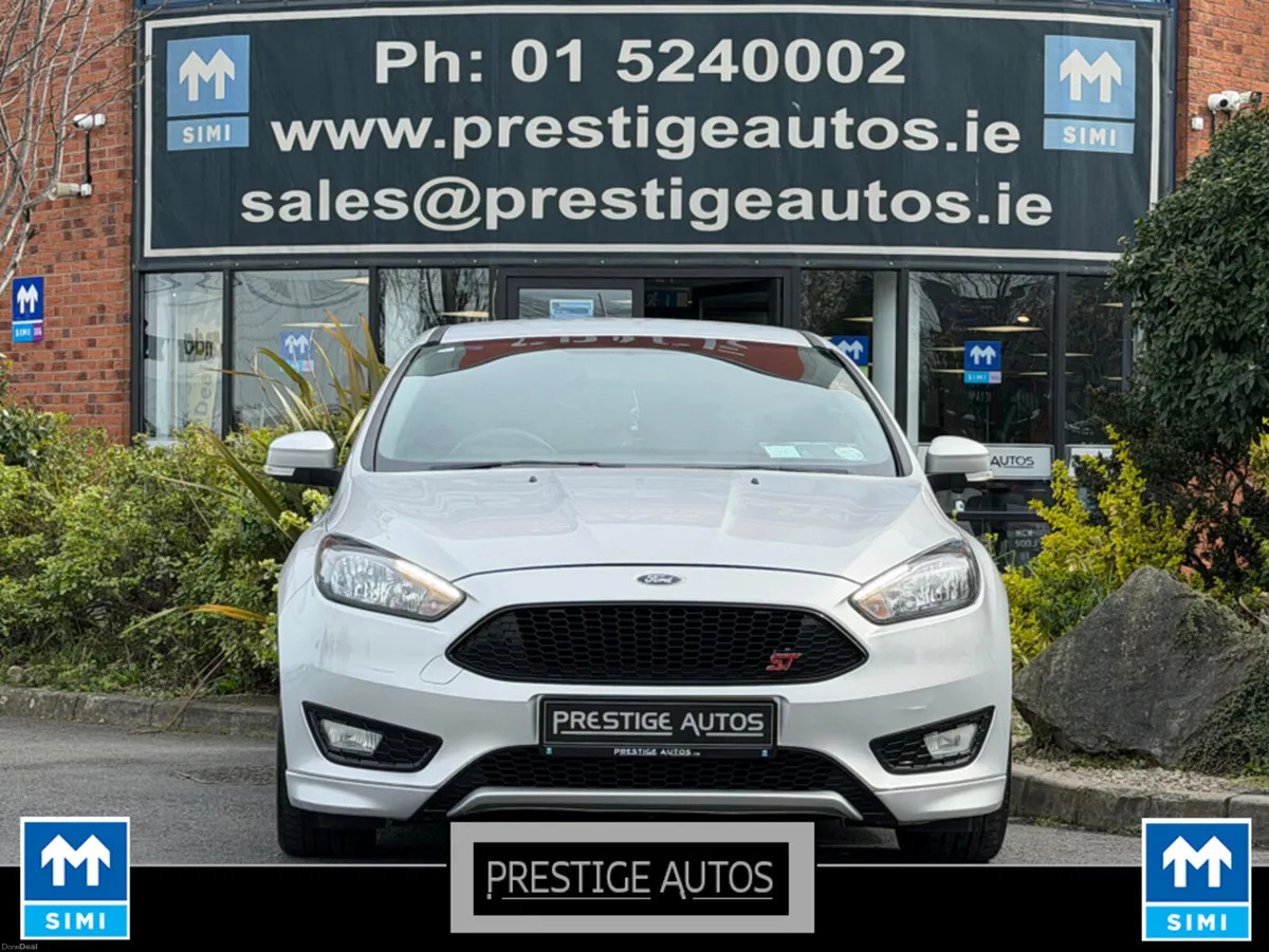Ford Focus ST-LINE 1.0 ECOBOOST  6 SPEED MANUAL *C - Image 2