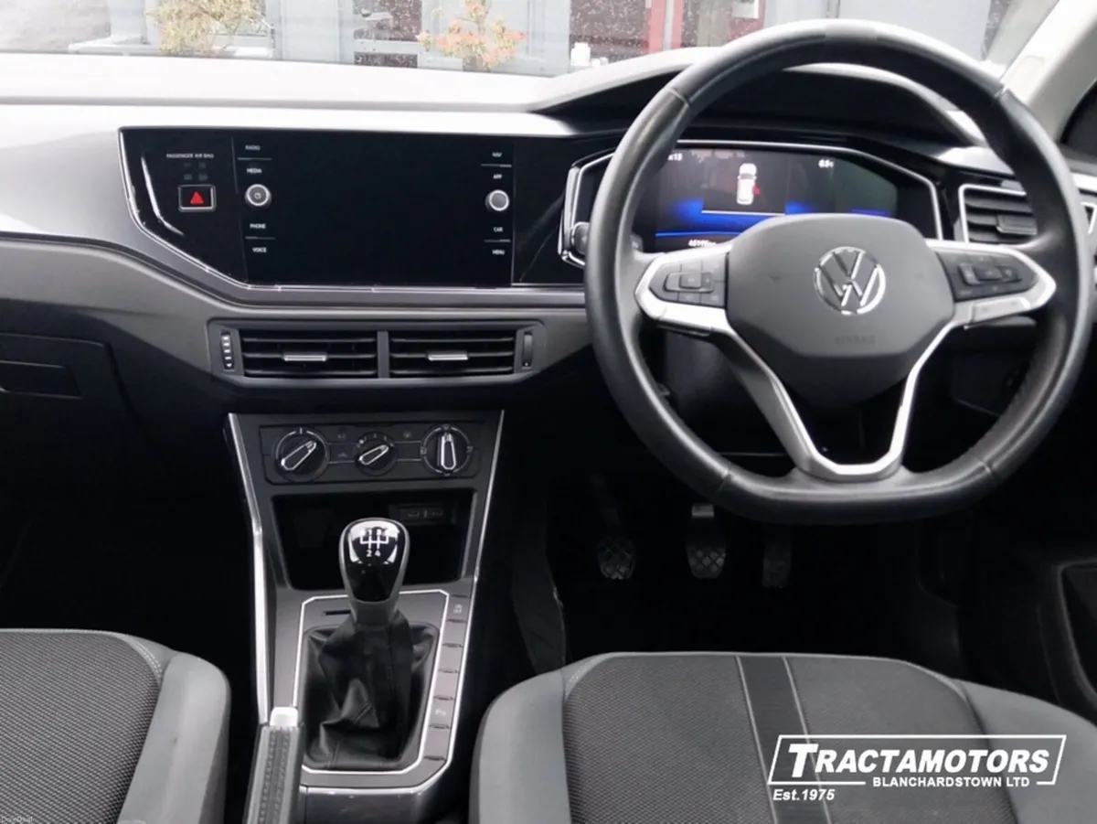 Volkswagen Polo STYLE 1.0 TSI 95BHP MANUAL 5SPEED - Image 2