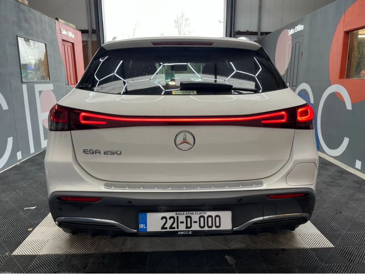Mercedes-Benz EQA 2022 MERCEDES-BENZ EQA 250 AUTOM - Image 3