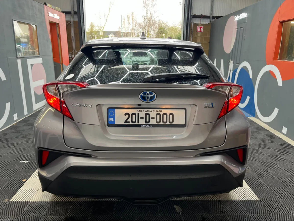 Toyota C-HR 2020 TOYOTA C-HR S 1.8 AUTOMATIC / CRU - Image 3