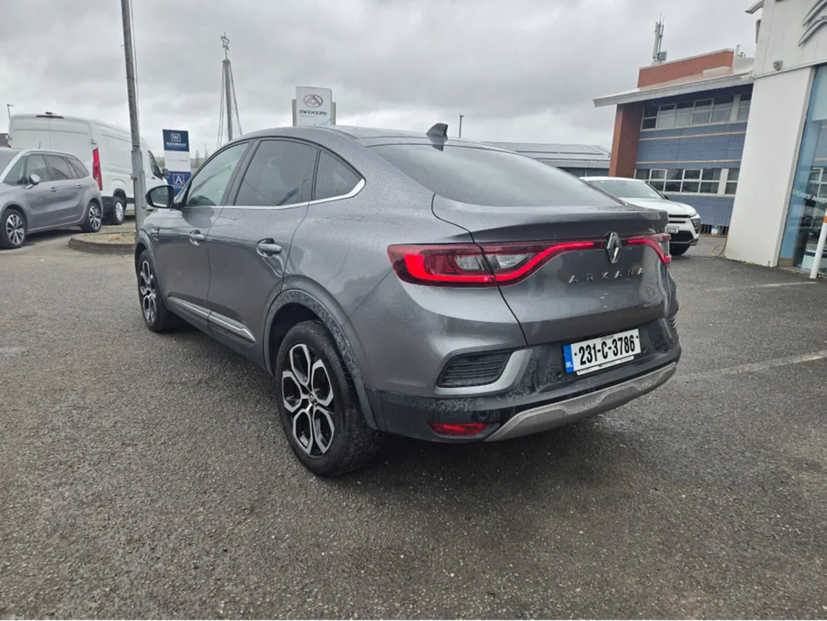 Renault Arkana TECHNO TCE 140 AUTO 5DR - Image 4