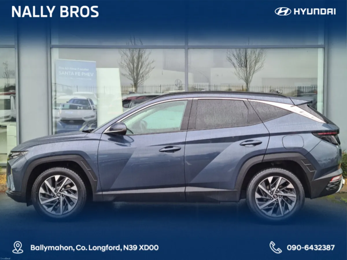 Hyundai Tucson IX35 EXECUTIVE PLUS DIESEL 5 5DR - Image 3
