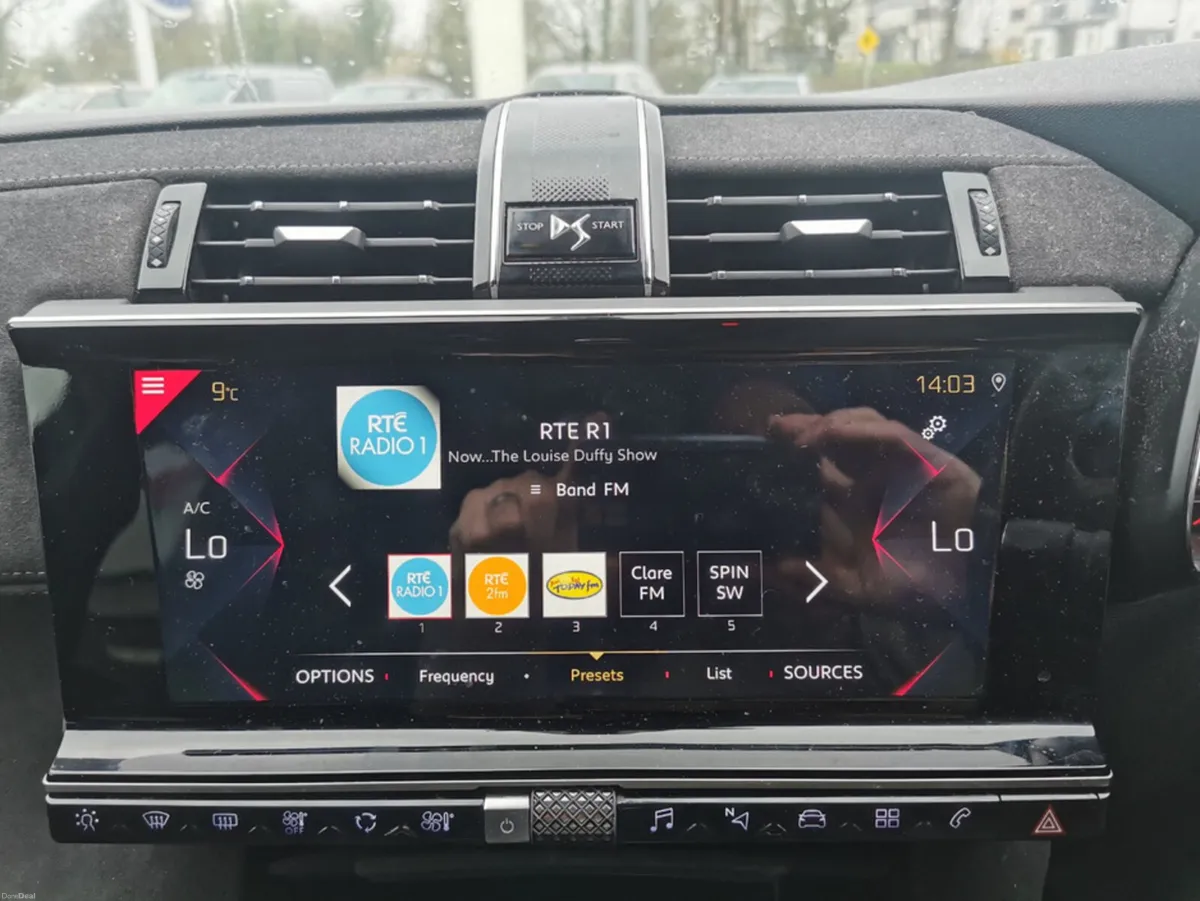 DS Automobiles DS 7 7 CROSSBACK PERFORMANCE L BLUE - Image 2