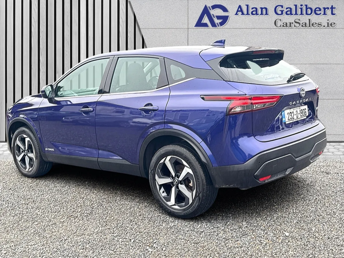 Nissan Qashqai EPOWER SV Automatic - Image 2