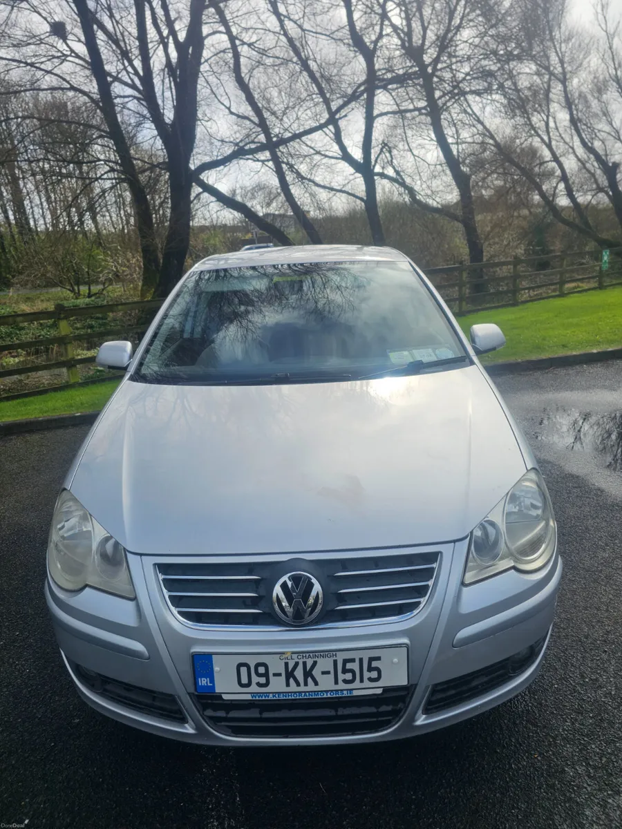 Volkswagen Polo 2009 - Image 2