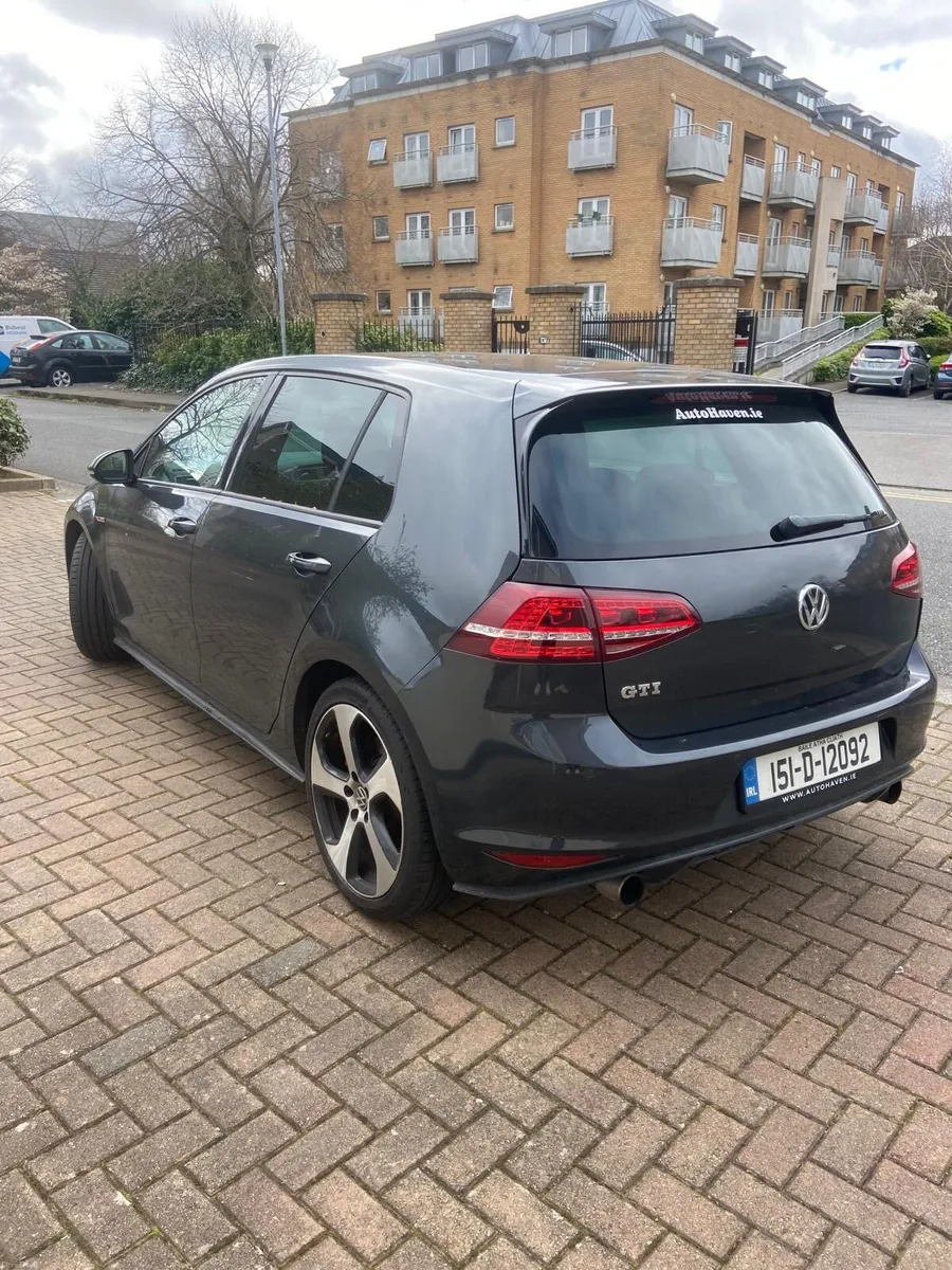 Volkswagen Golf GTI - Image 4