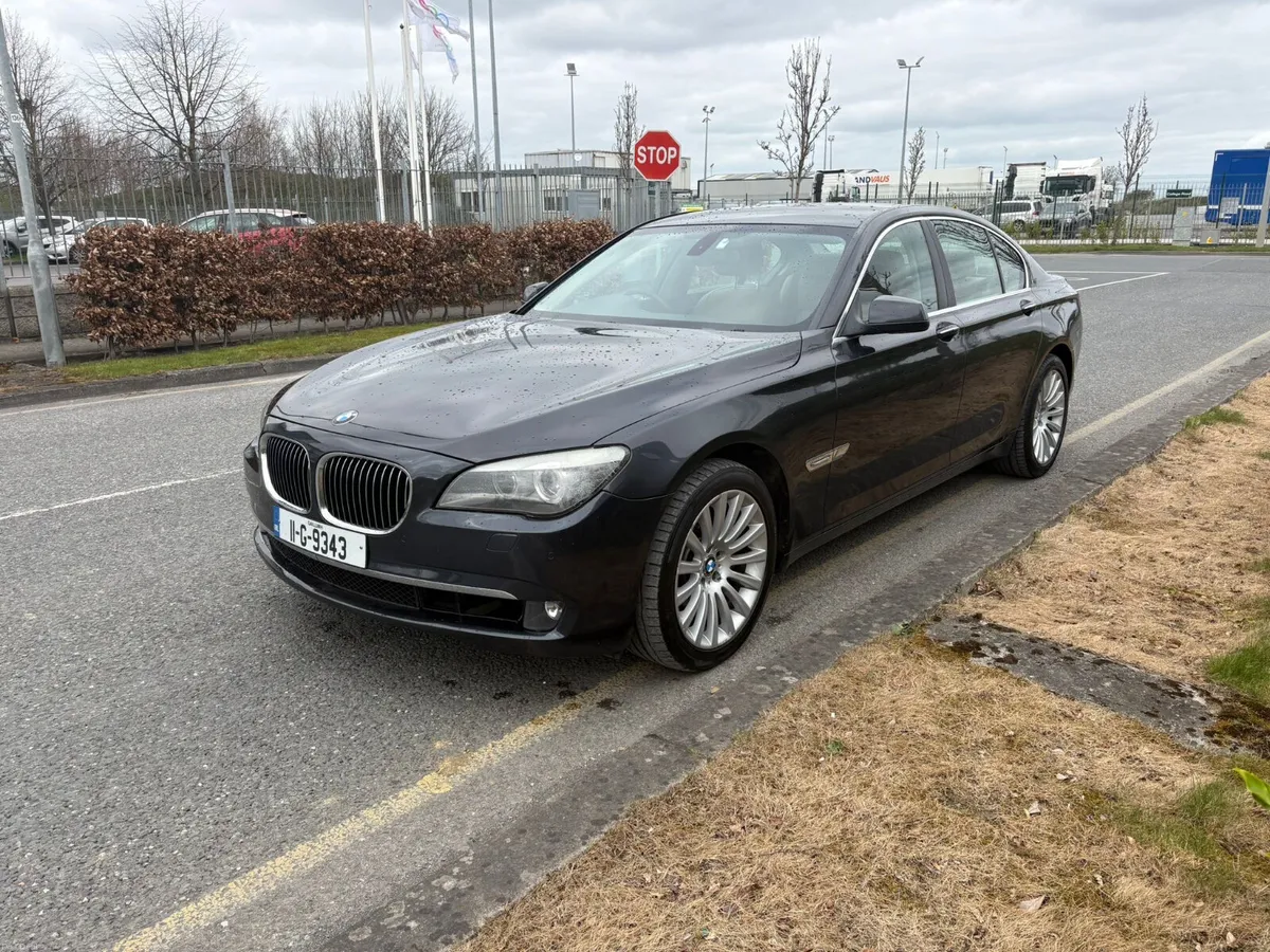 BMW 7-Series 2011 HIGH SPEC - Image 2