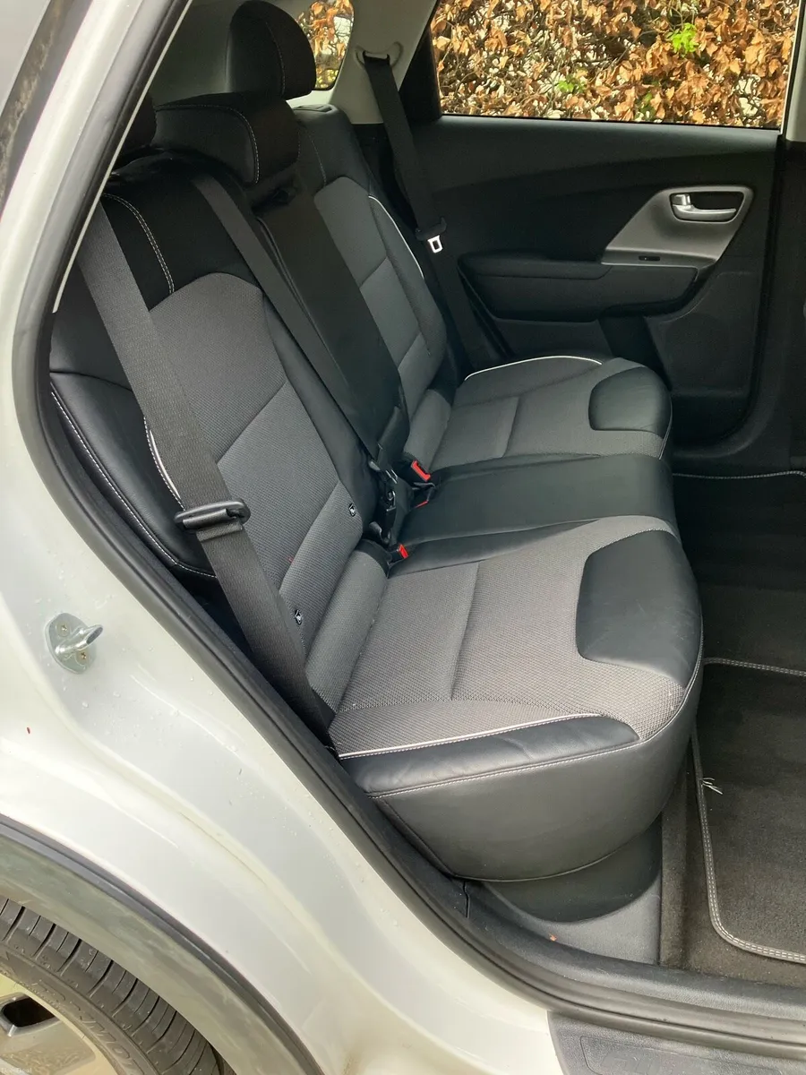 Kia e-Niro EV Long Range - Image 4