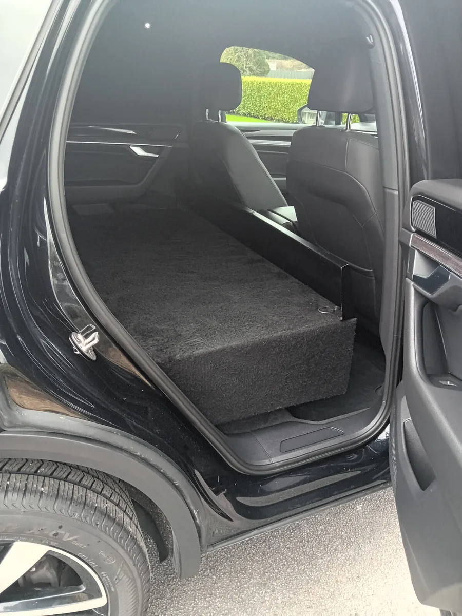 Volkswagen Touareg 2021 - Image 4