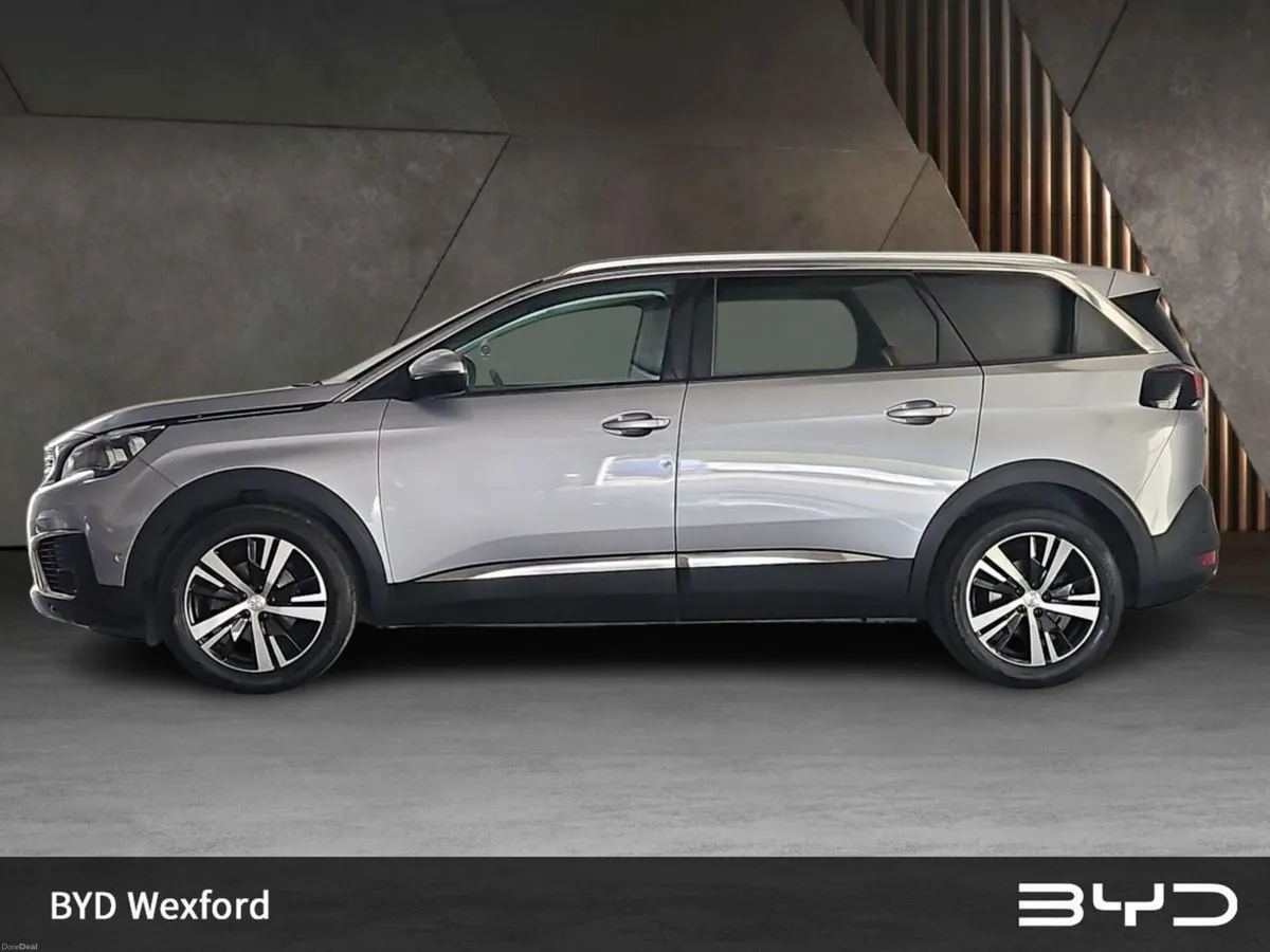 Peugeot 5008 1.5 BlueHDi 130bhp Allure - Image 4