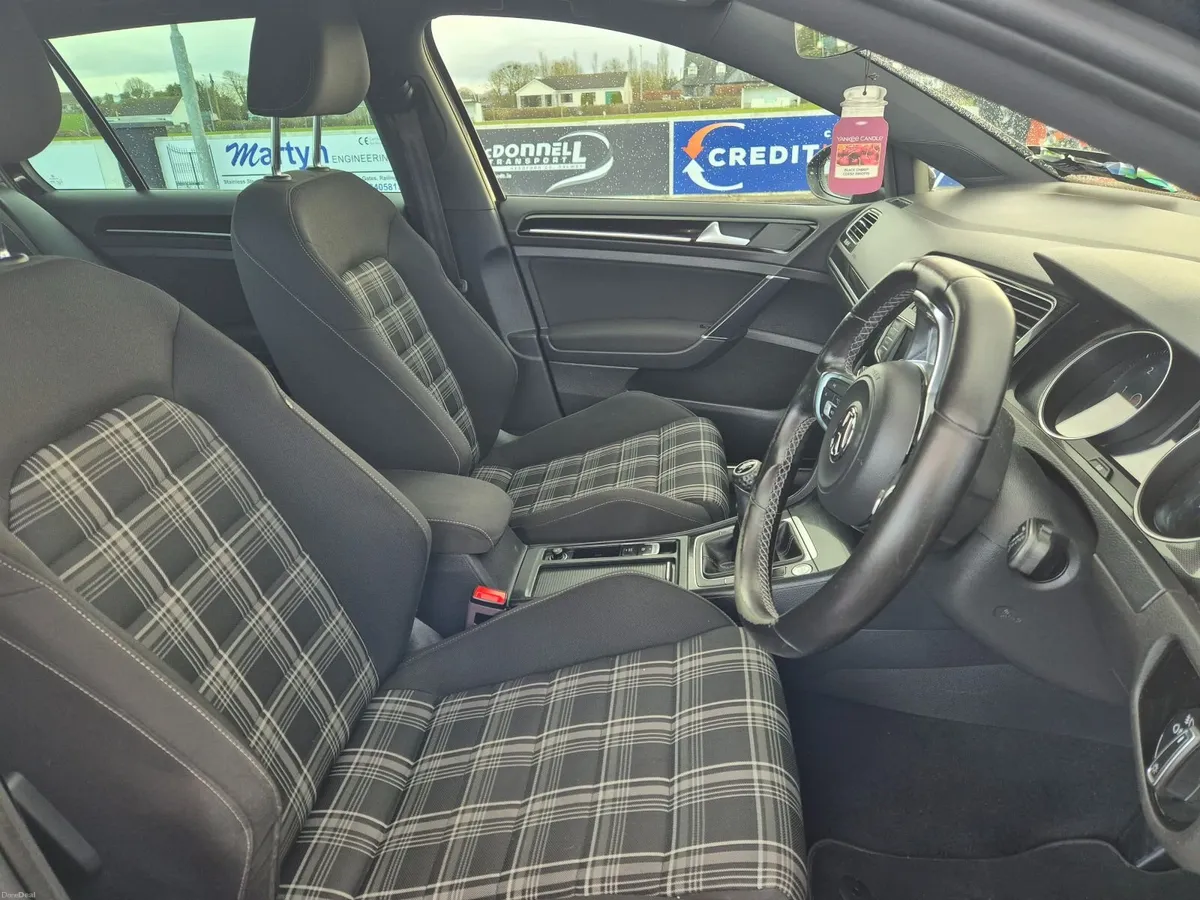 Volkswagen Golf 2017 - Image 4