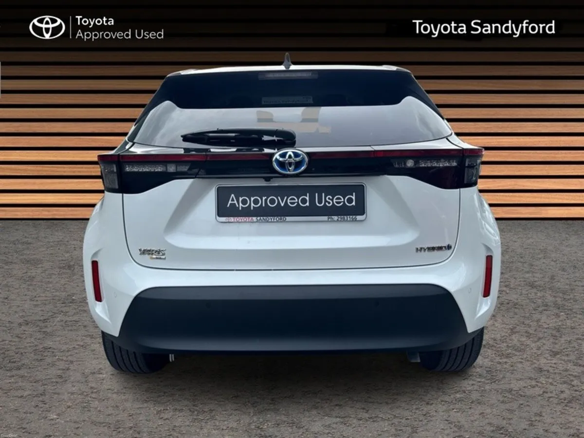 Toyota Yaris Cross SOL TOP SPEC HYBRID AUTO // REA - Image 4