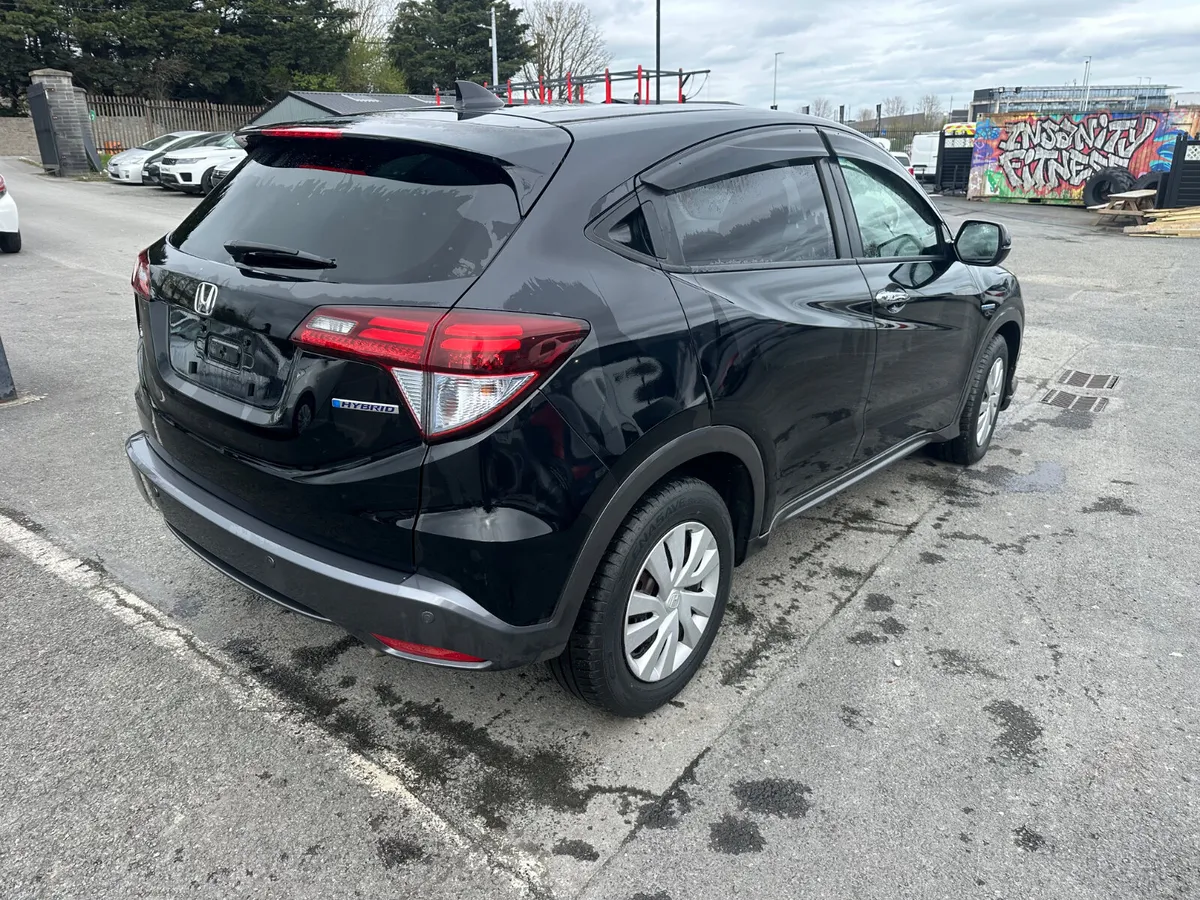 2015 Honda Vezel 1.5L Hybrid Low Miles Fresh Nct - Image 4