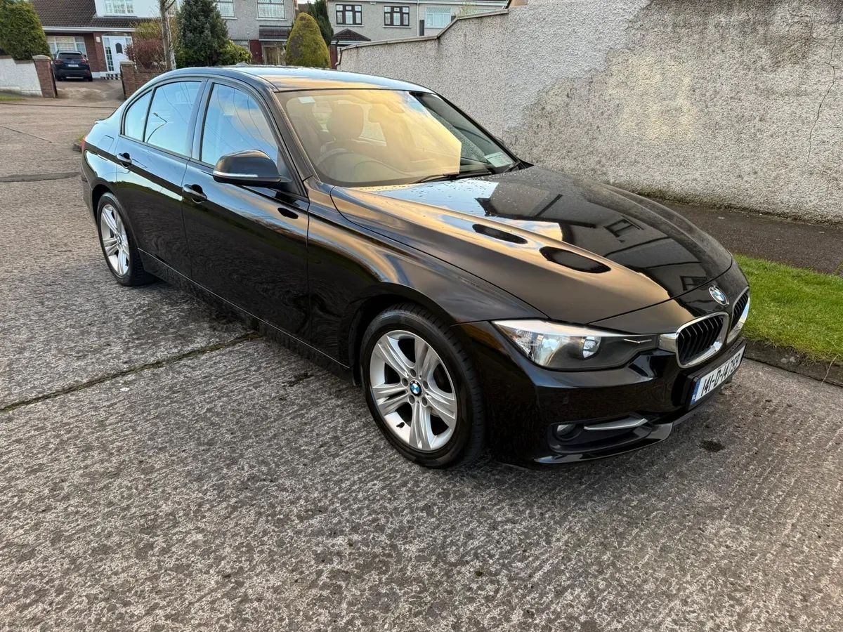 BMW 3 Series - Image 4
