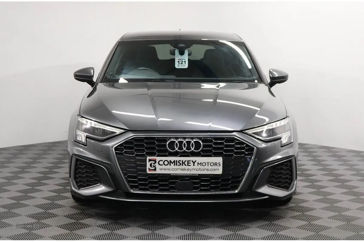Audi A3 TFSI S line - Image 2