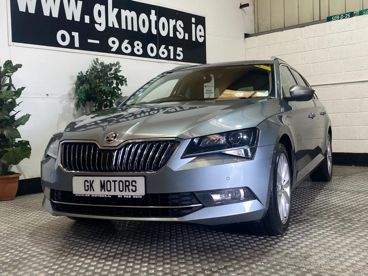 Skoda Superb 2017//DSG//COMBI//LEATHER//NAV// - Image 3