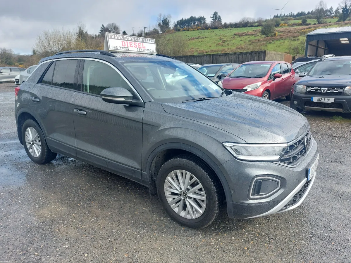 Volkswagen T-Roc 2022 - Image 5