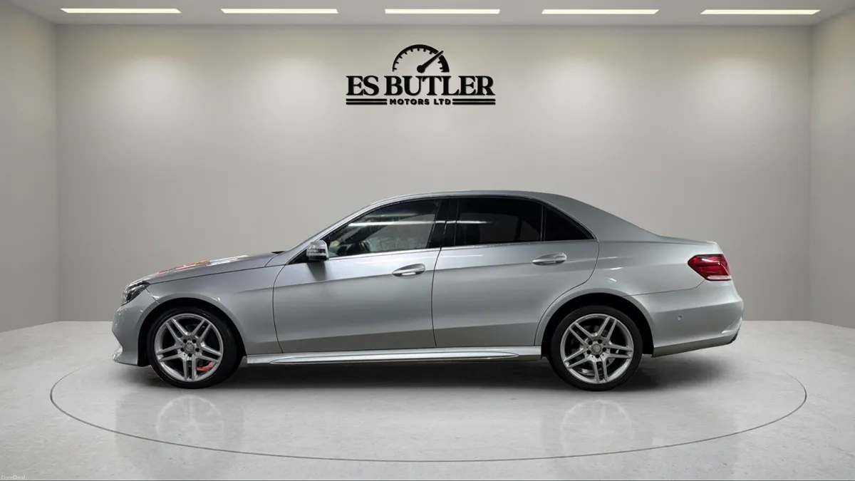 2015 Mercedes-Benz E-Class 2.1L AUTO AMG - Image 2