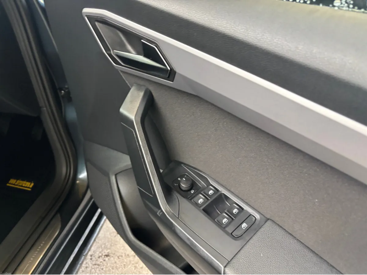 SEAT Ibiza PA 1.0 TSI 110HP DS DSG XCELLENCE 5DR A - Image 4