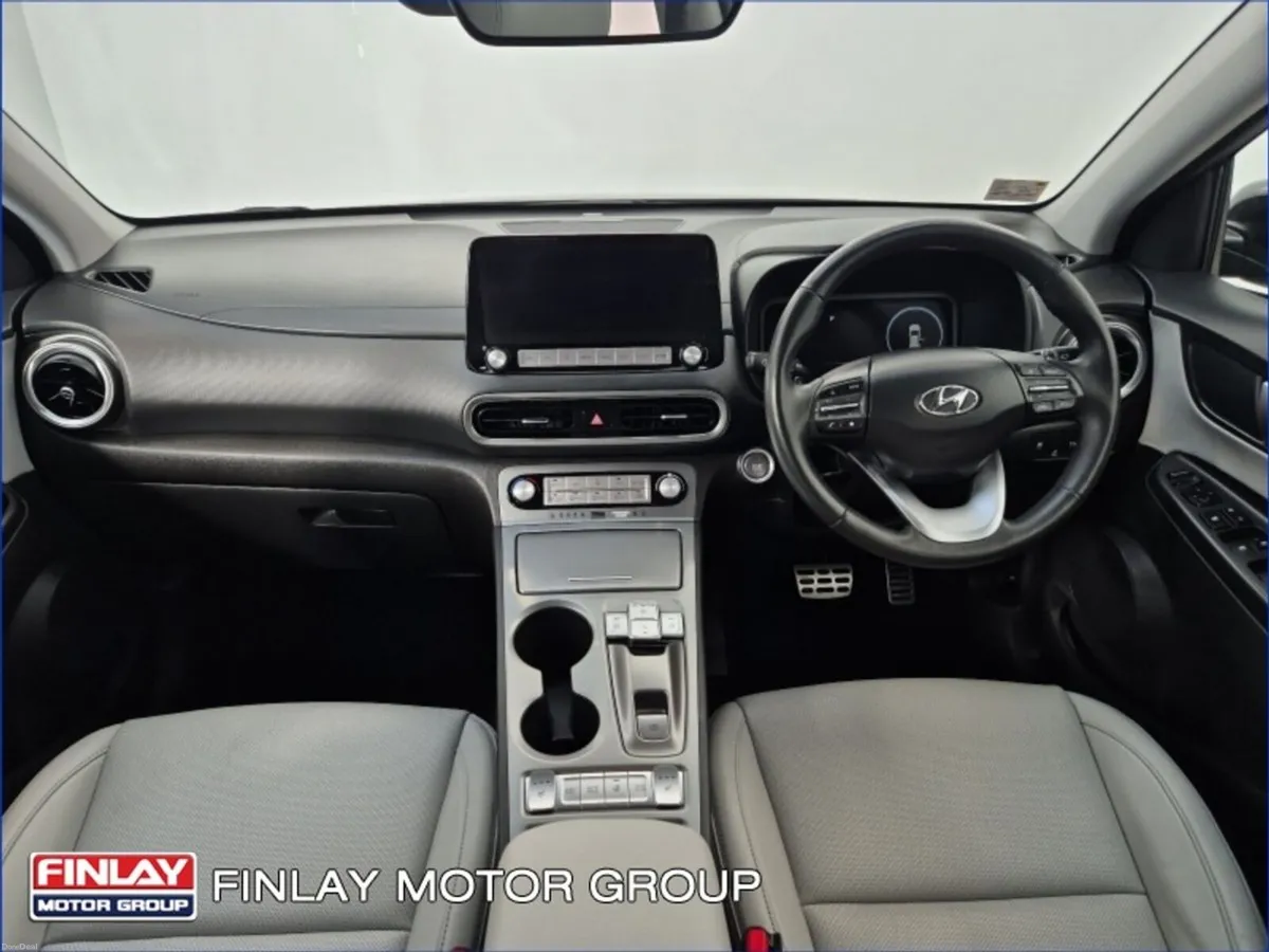Hyundai KONA Kona EV Premium, Cream Leather Seats - Image 3