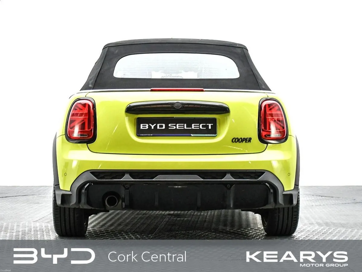 Mini Cooper Cabriolet "John Cooper Works" - Image 3