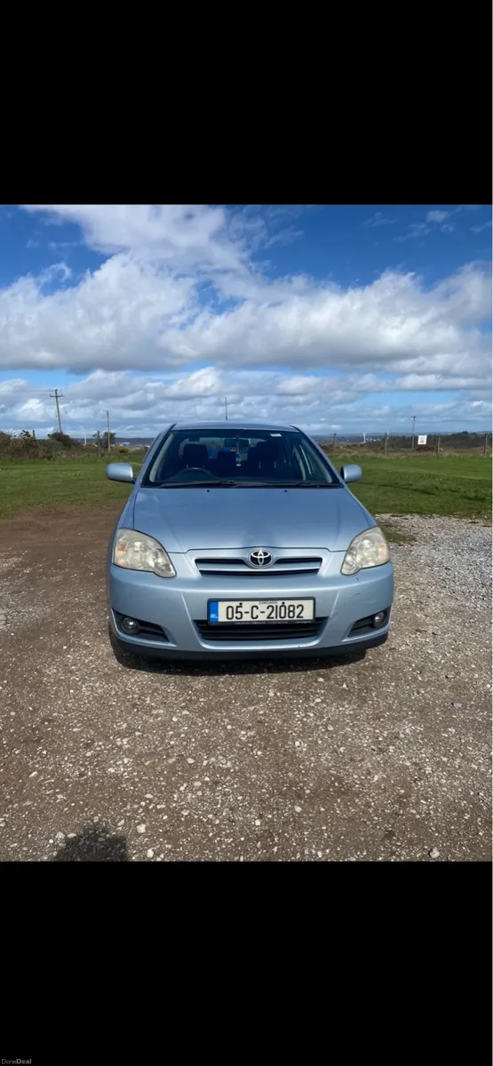 05 Toyota Corolla - Image 2