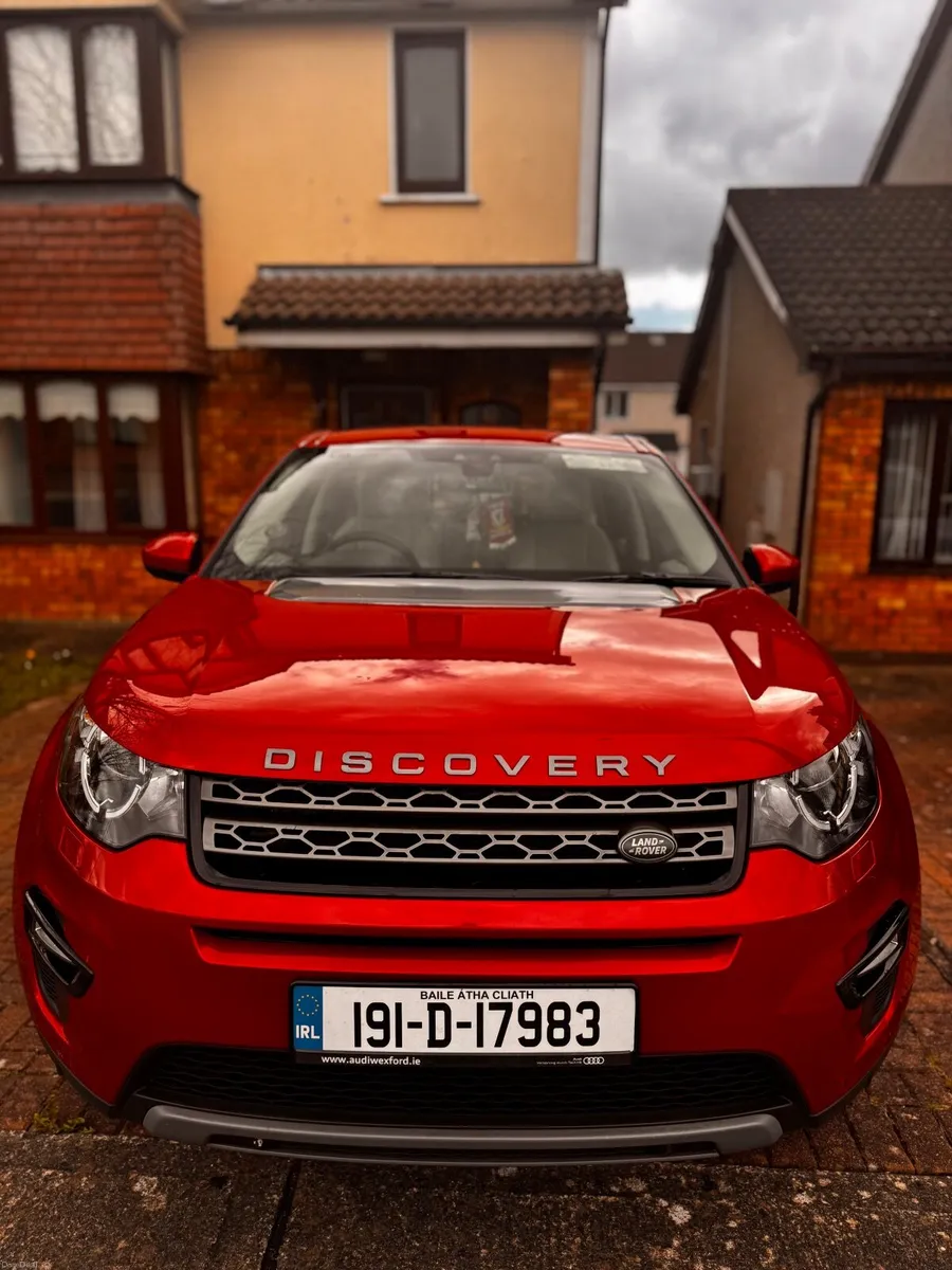 Land Rover Discovery Sport 2019 - Image 1