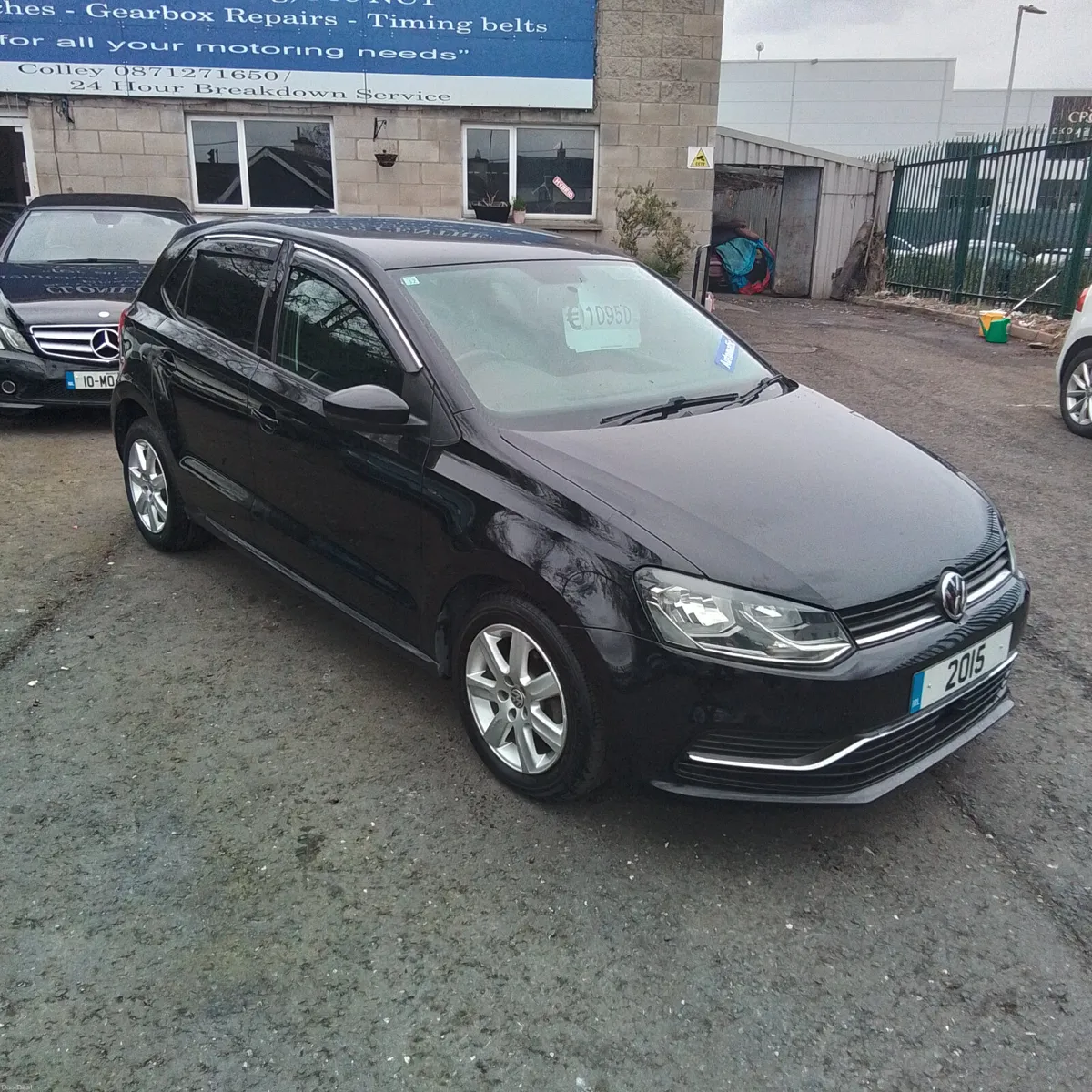 Volkswagen Polo 2015 automatic - Image 5