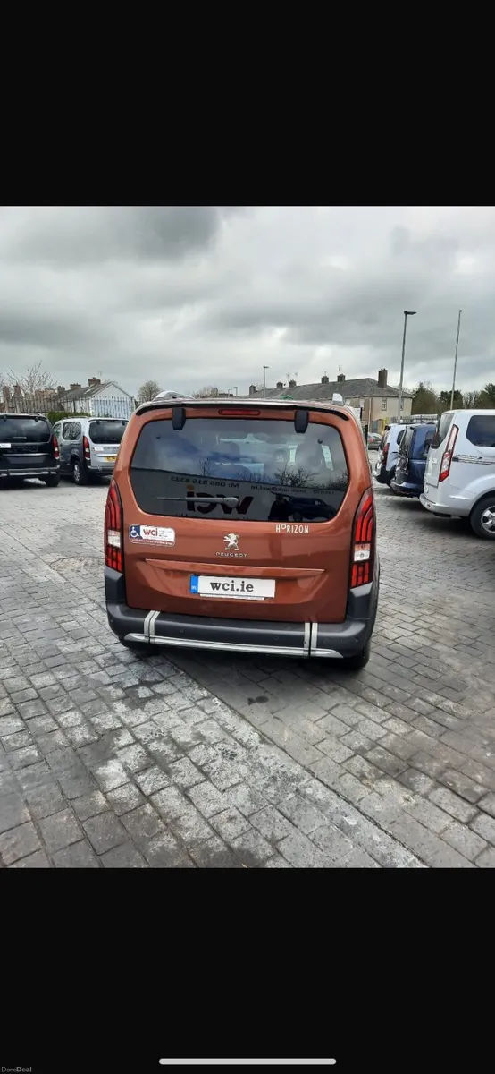 Wheelchair Accessible Peugeot Rifter 2022 - Image 3