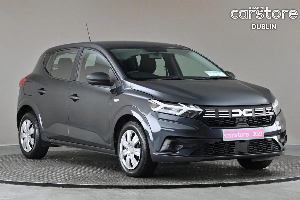 Dacia Sandero 1.0 TCE ESSENTIAL 90BHP 5SPD NBI - Image 1