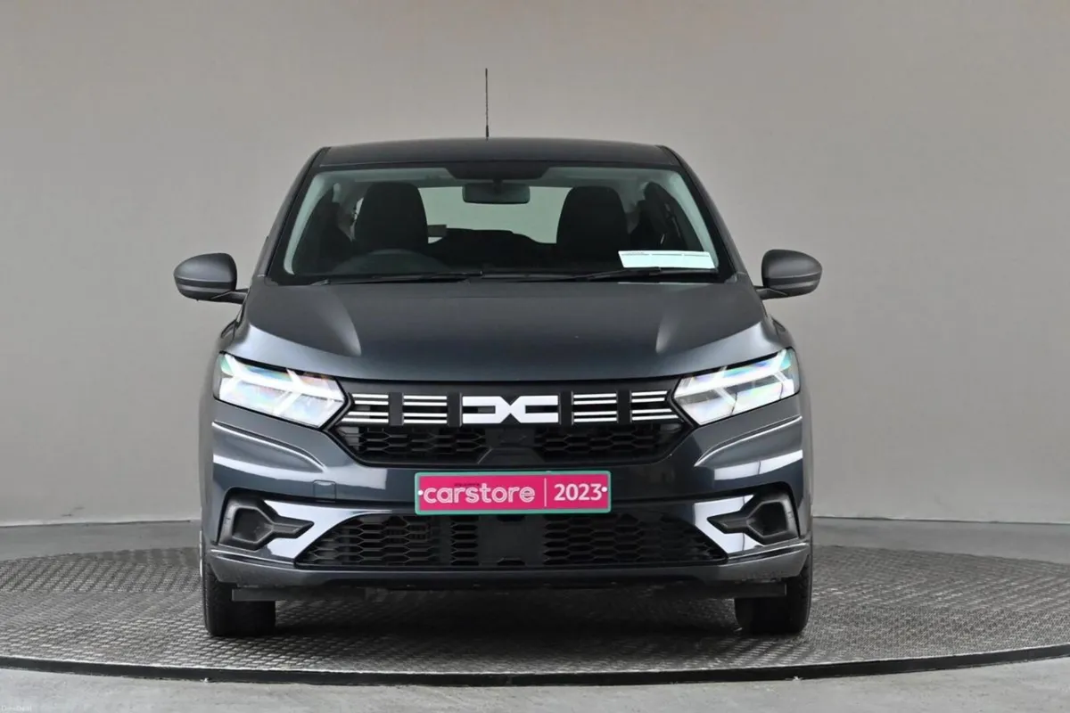 Dacia Sandero 1.0 TCE ESSENTIAL 90BHP 5SPD NBI - Image 2