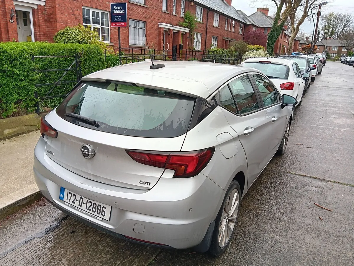Opel Astra 2017 - Image 2