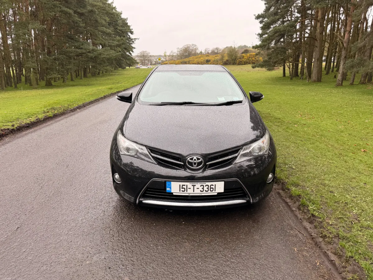 Toyota Auris 2015 1.4 Diesel - Image 2
