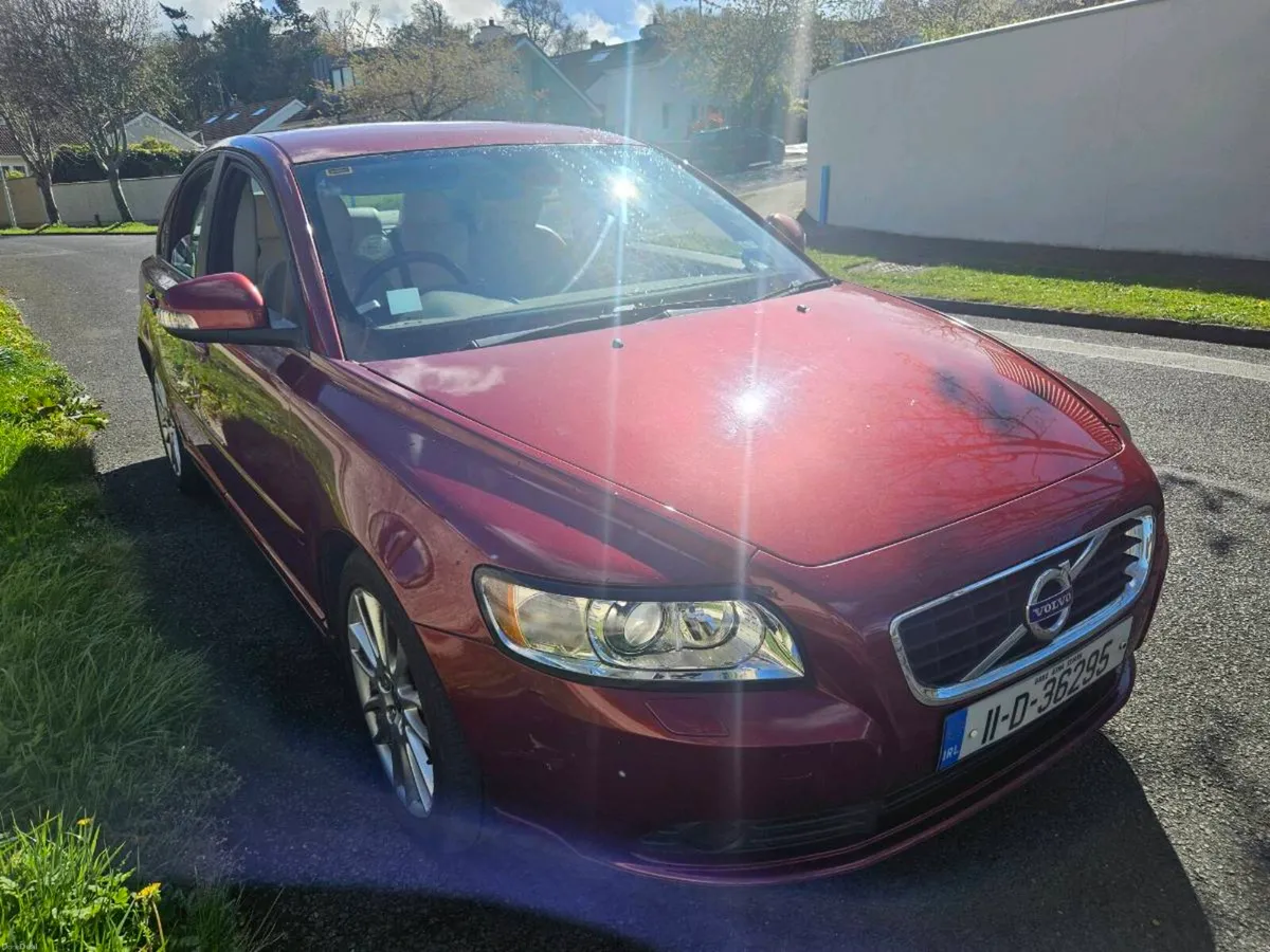 2011 Volvo V40 (Diesel, NCT 12/26) - Image 1