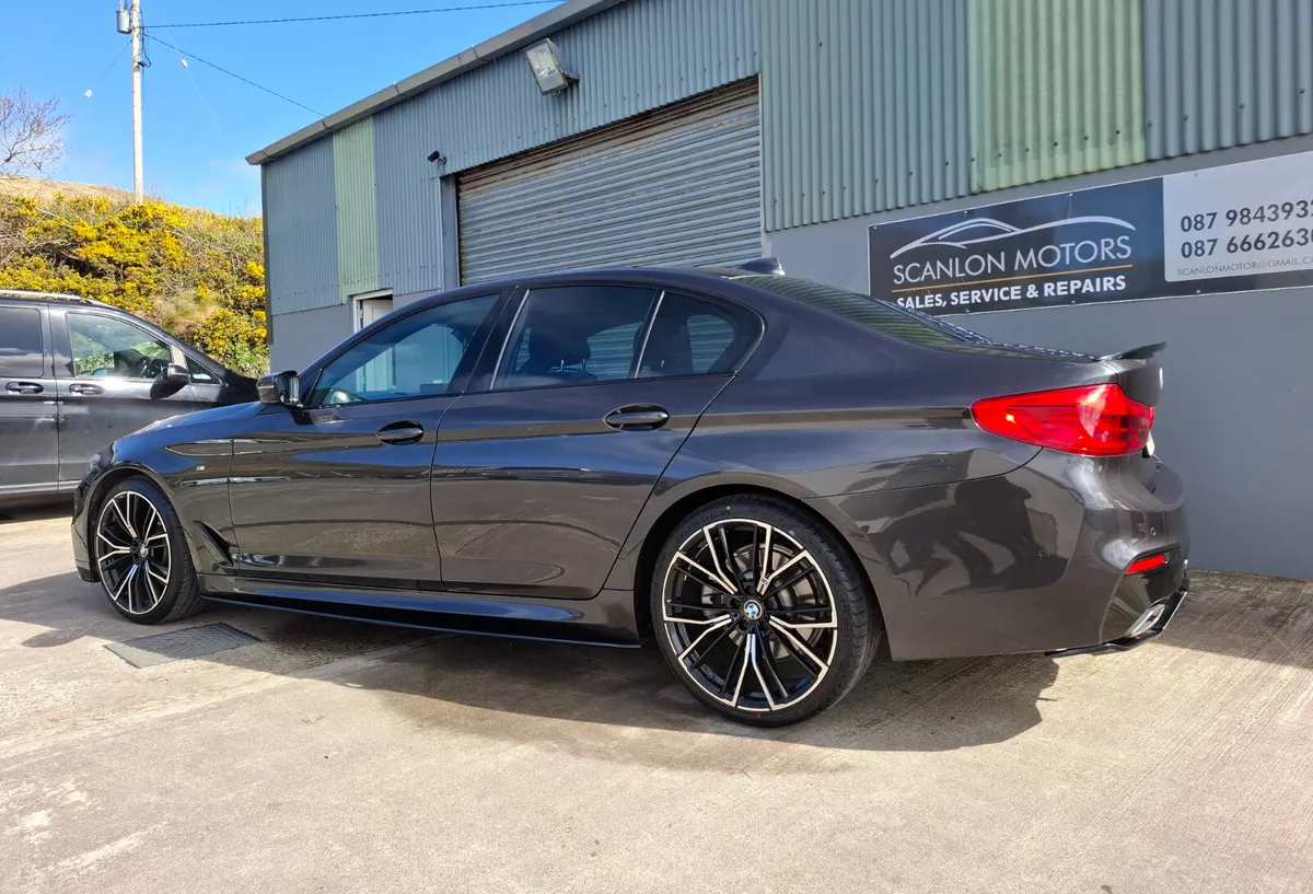 202 BMW 520D M SPORT  AUTO - Image 2