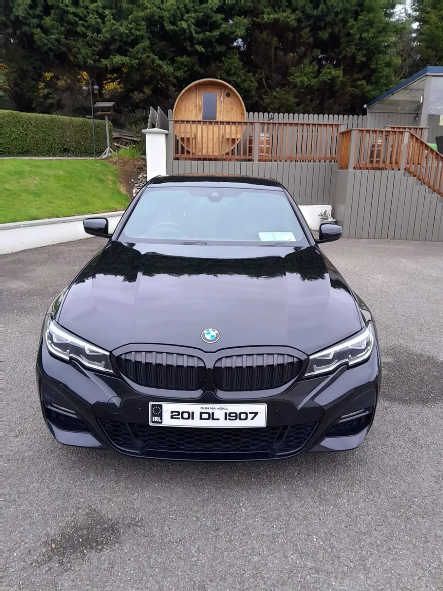 BMW 3-Series 2020 - Image 1