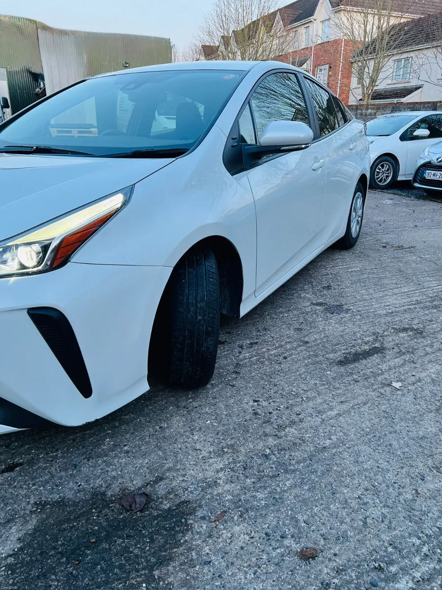 Toyota Prius 2022 - S package - Image 3