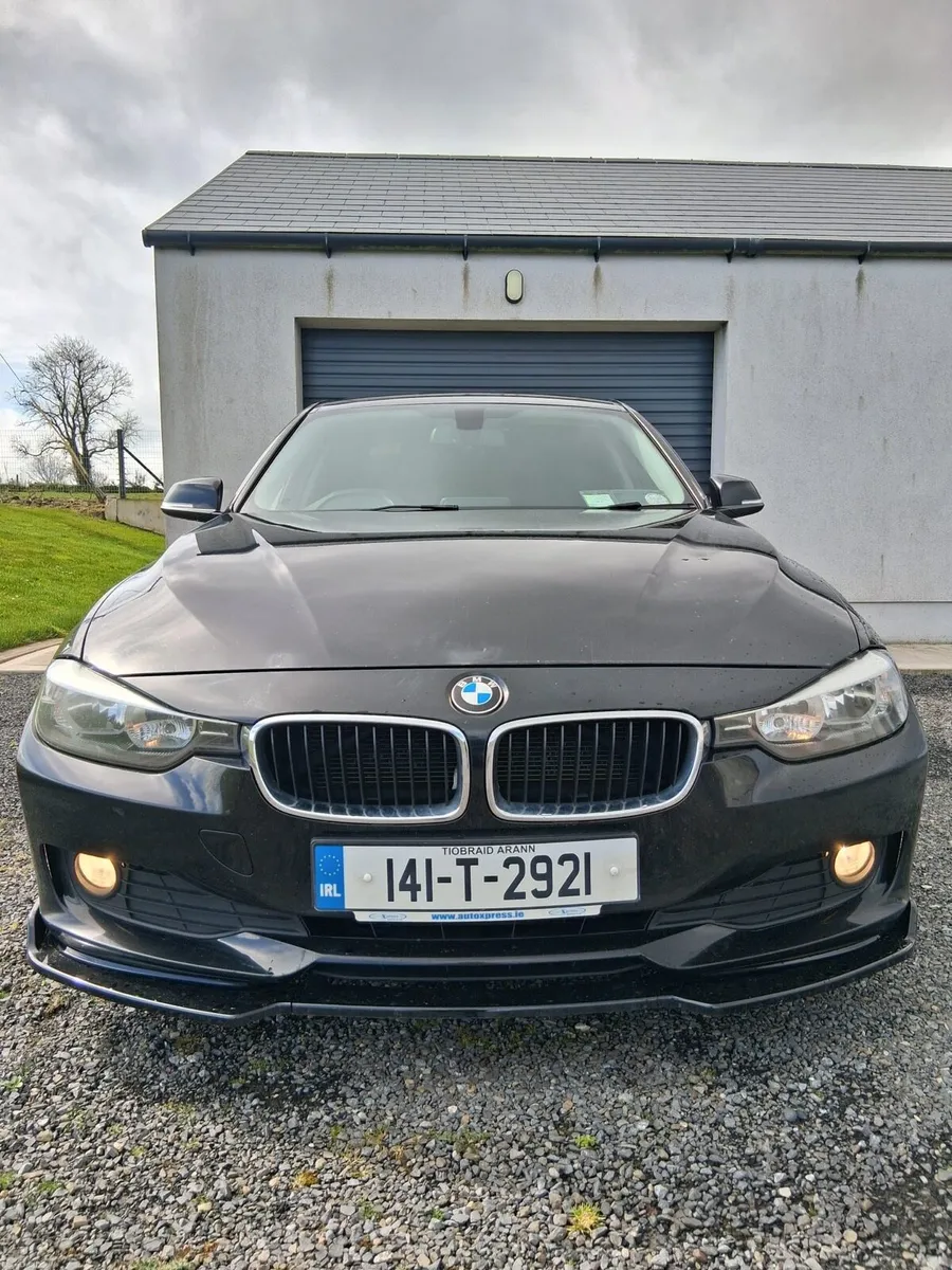 2014 BMW 3 Series - Image 2